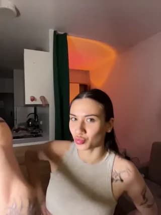 AAOneLove - bongacams