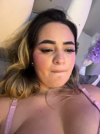 Antonella_Julieta - stripchat