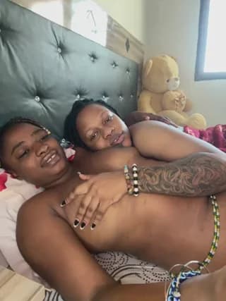 BonnyMolhada - stripchat