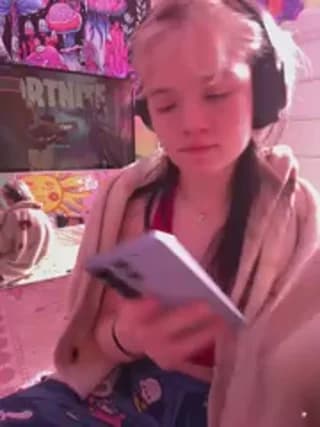 Cutiepiespanks - stripchat