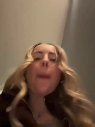 EmaSalis - stripchat