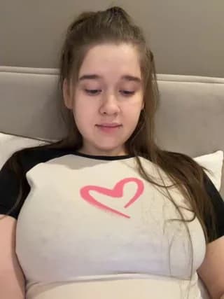 HornyGirlH - stripchat