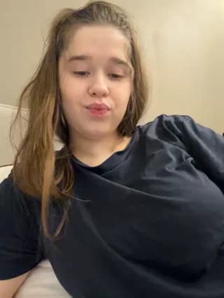 HornyGirlH - stripchat