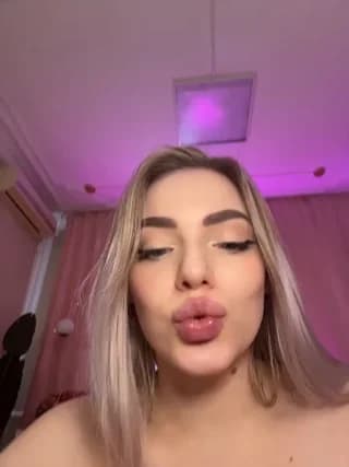 HugeBoobsAlice - stripchat