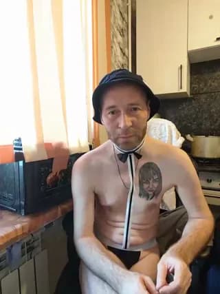 Innokentiy449 - bongacams