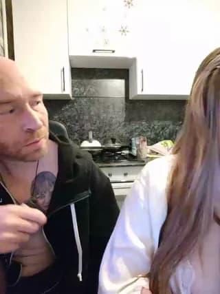 Innokentiy449 - bongacams