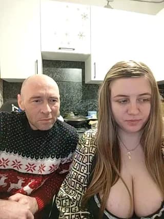 Innokentiy449 - bongacams