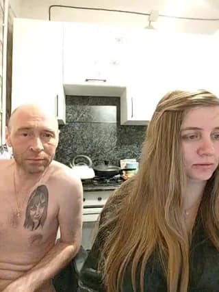 Innokentiy449 - bongacams