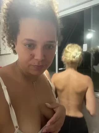LoiraQuente69 - stripchat