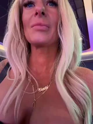 blondiluvsanal - stripchat