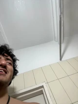 lauraltt - stripchat