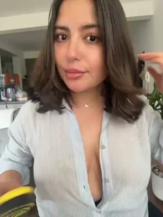 sukhakunis1 - stripchat