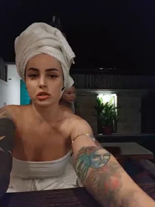 your-red-wine - bongacams